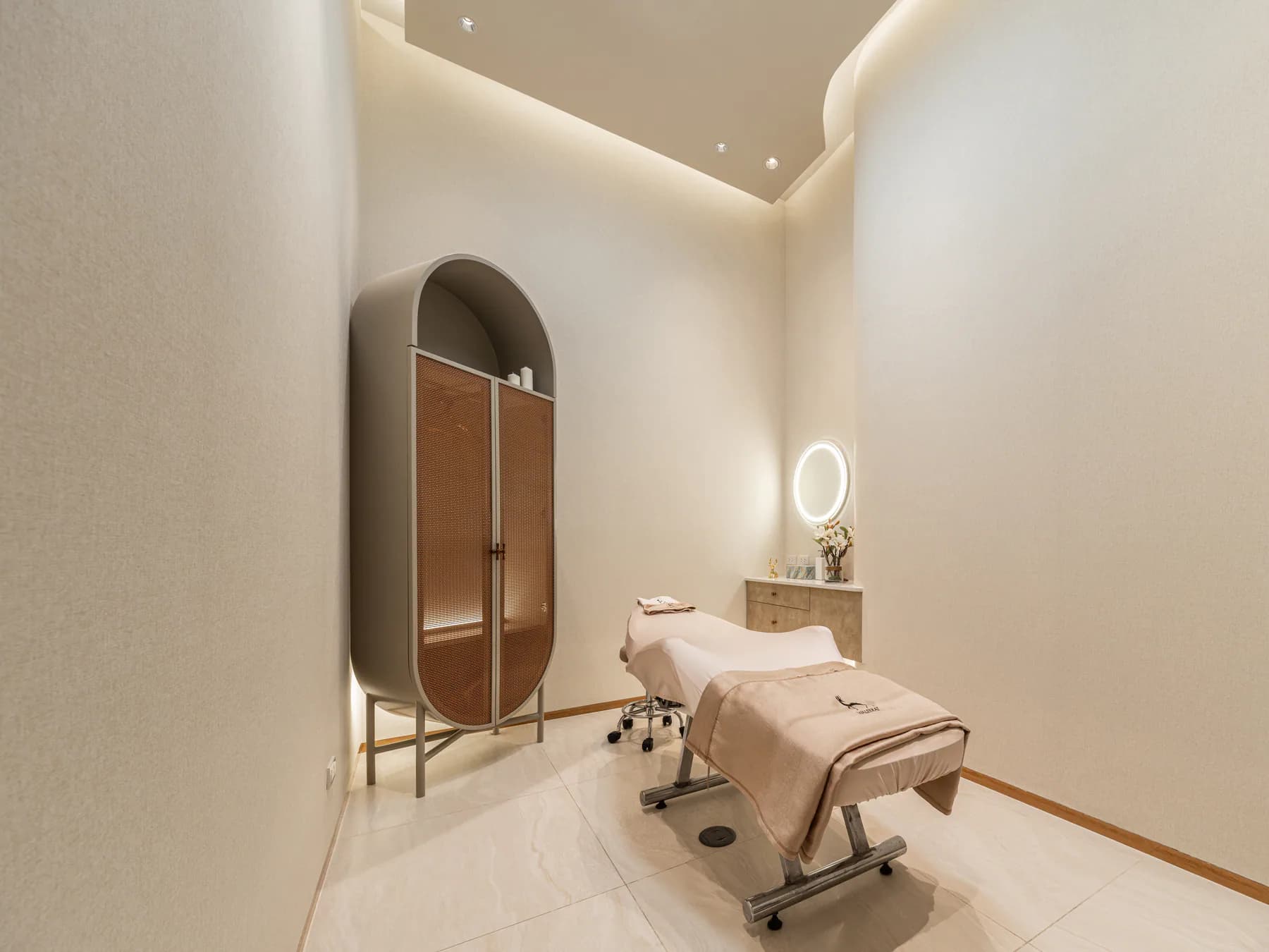 Treatment room at Waleerat Clinic